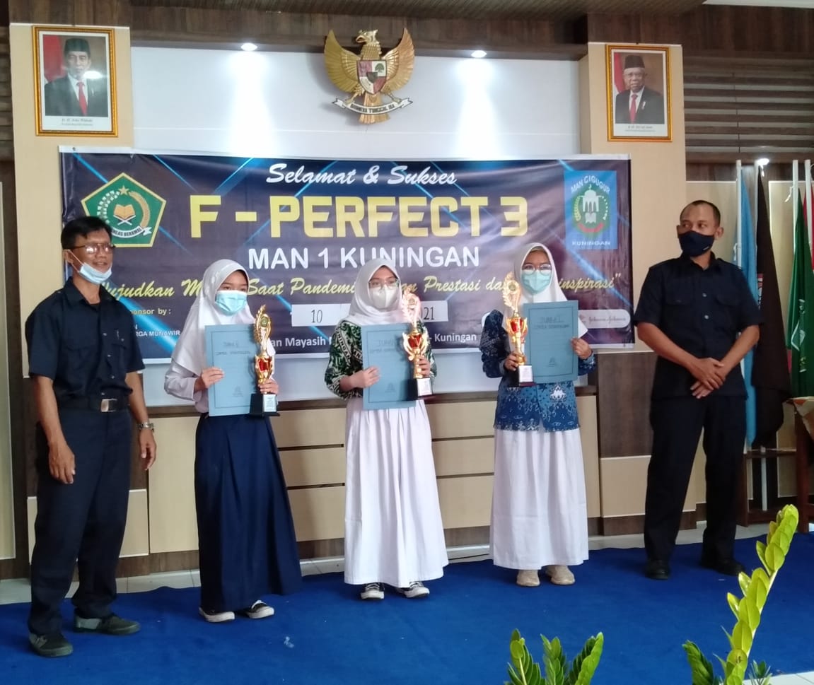 Juara 2 Storytelling f-Perfect 3 MAN 1 Kuningan.