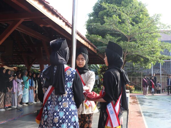 Memperingati Hari Kartini