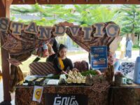 Pasar Edukasi & Pertunjukan Seni Sunda Ramaikan Kegiatan Kokurikuler SMP Negeri 1 Kuningan